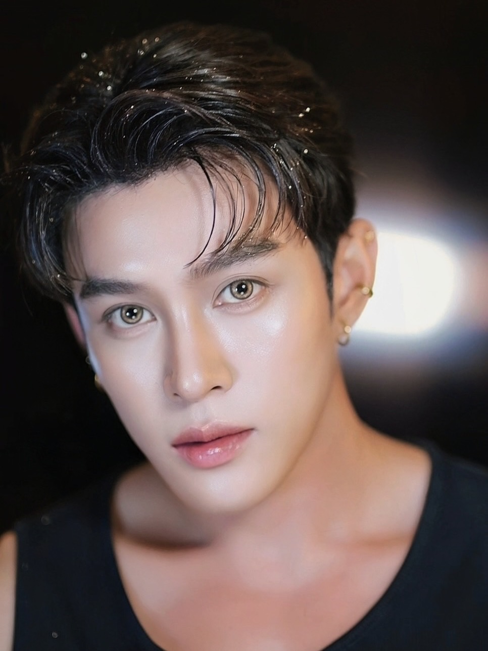 ต๊อด - ปนพงษ์ ไขแสง