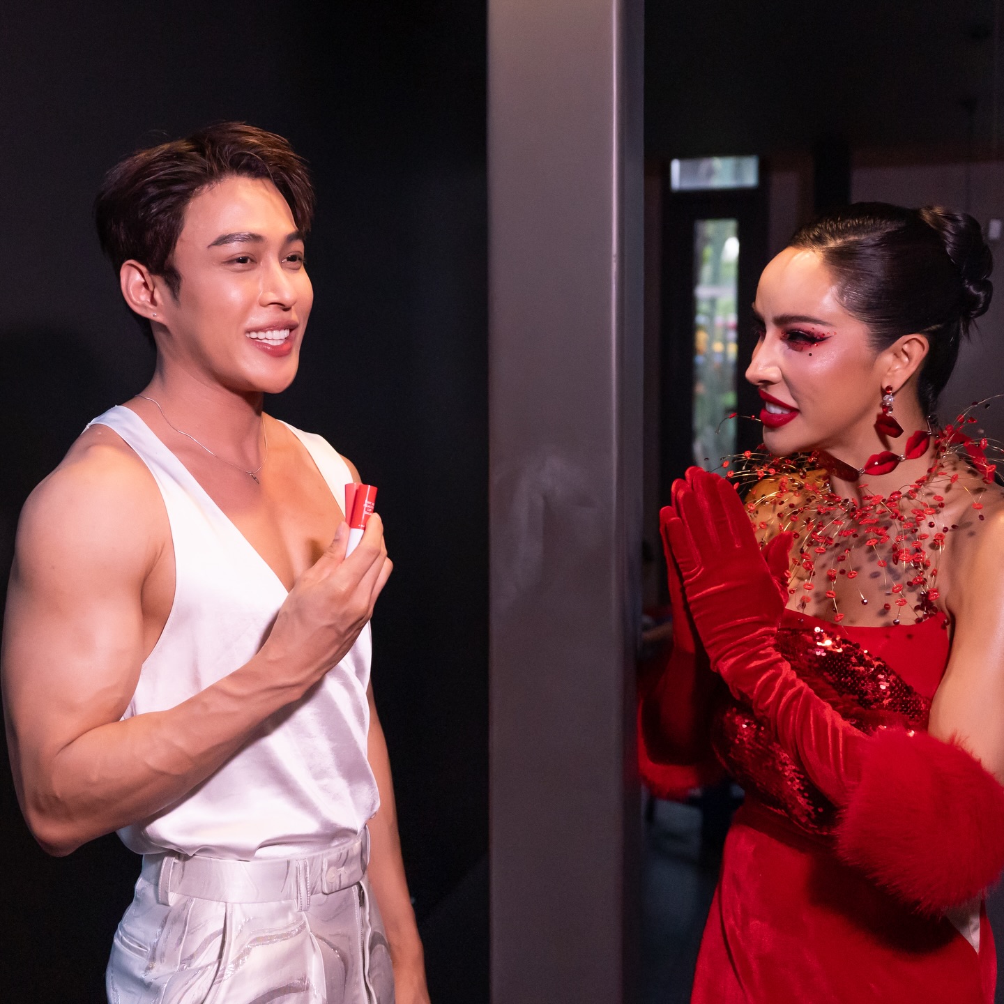 ต๊อด - ปนพงษ์ ไขแสง