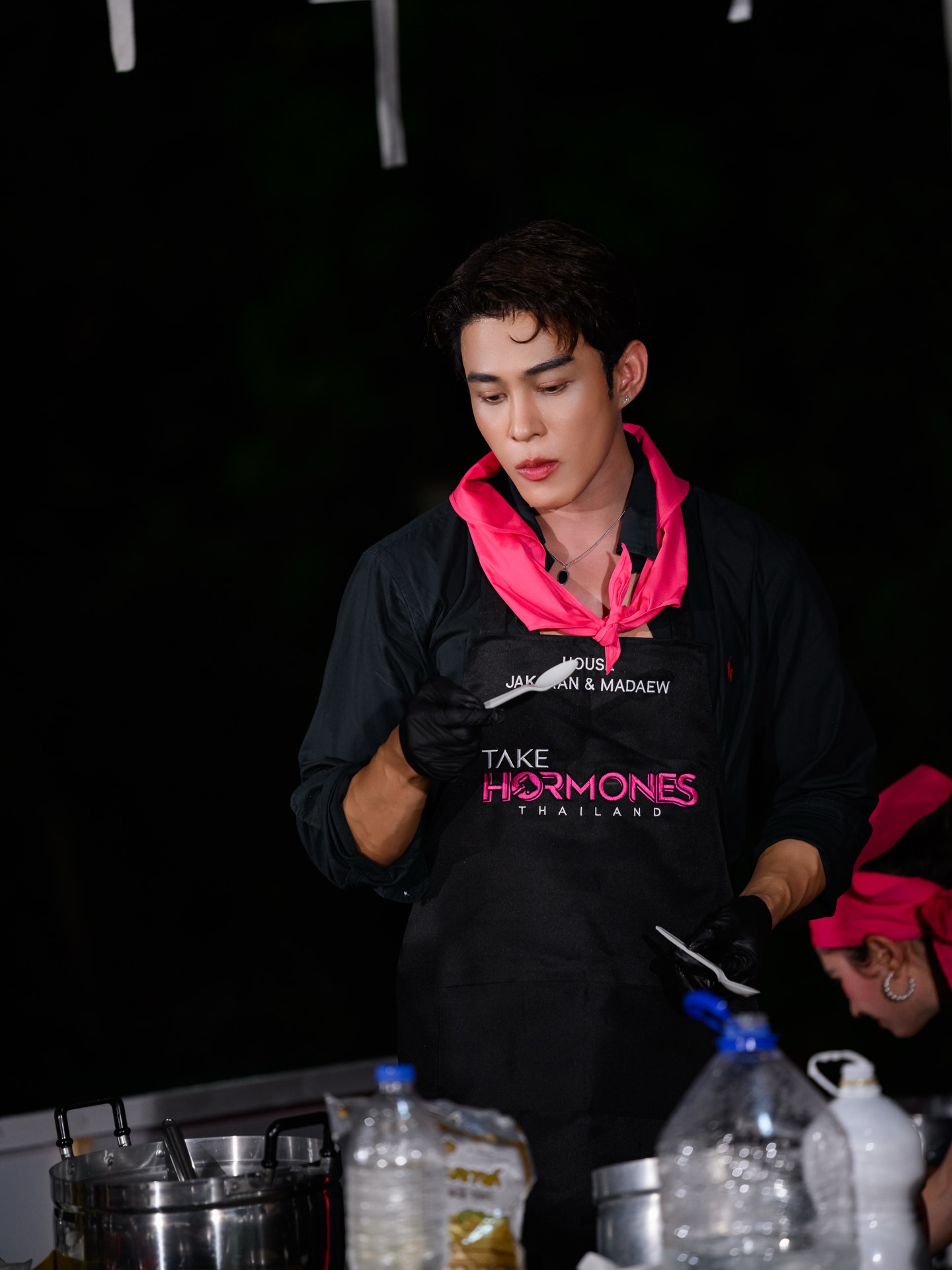 ต๊อด - ปนพงษ์ ไขแสง