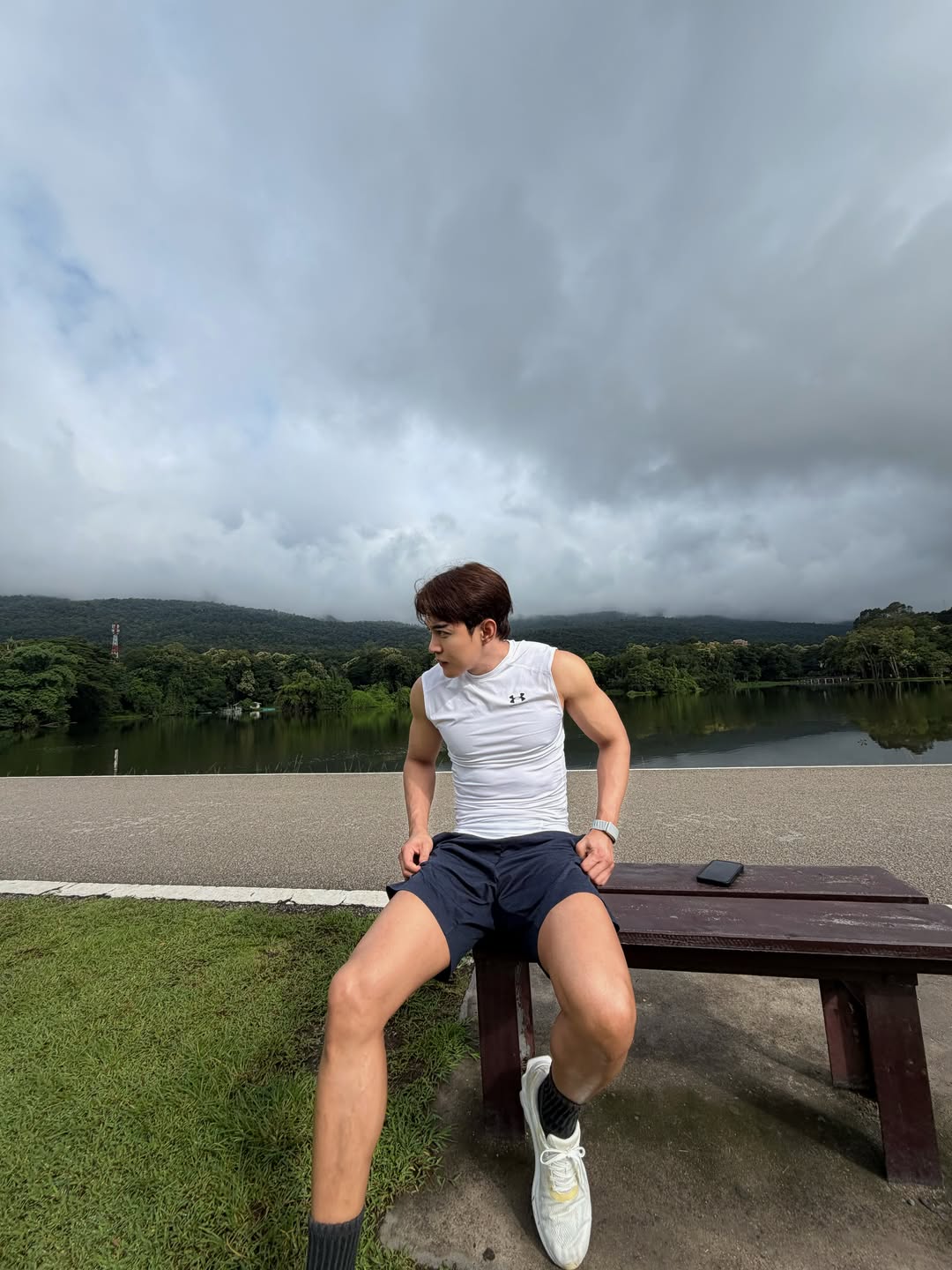 ต๊อด - ปนพงษ์ ไขแสง