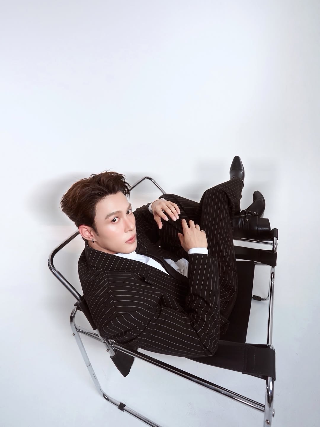 ต๊อด - ปนพงษ์ ไขแสง
