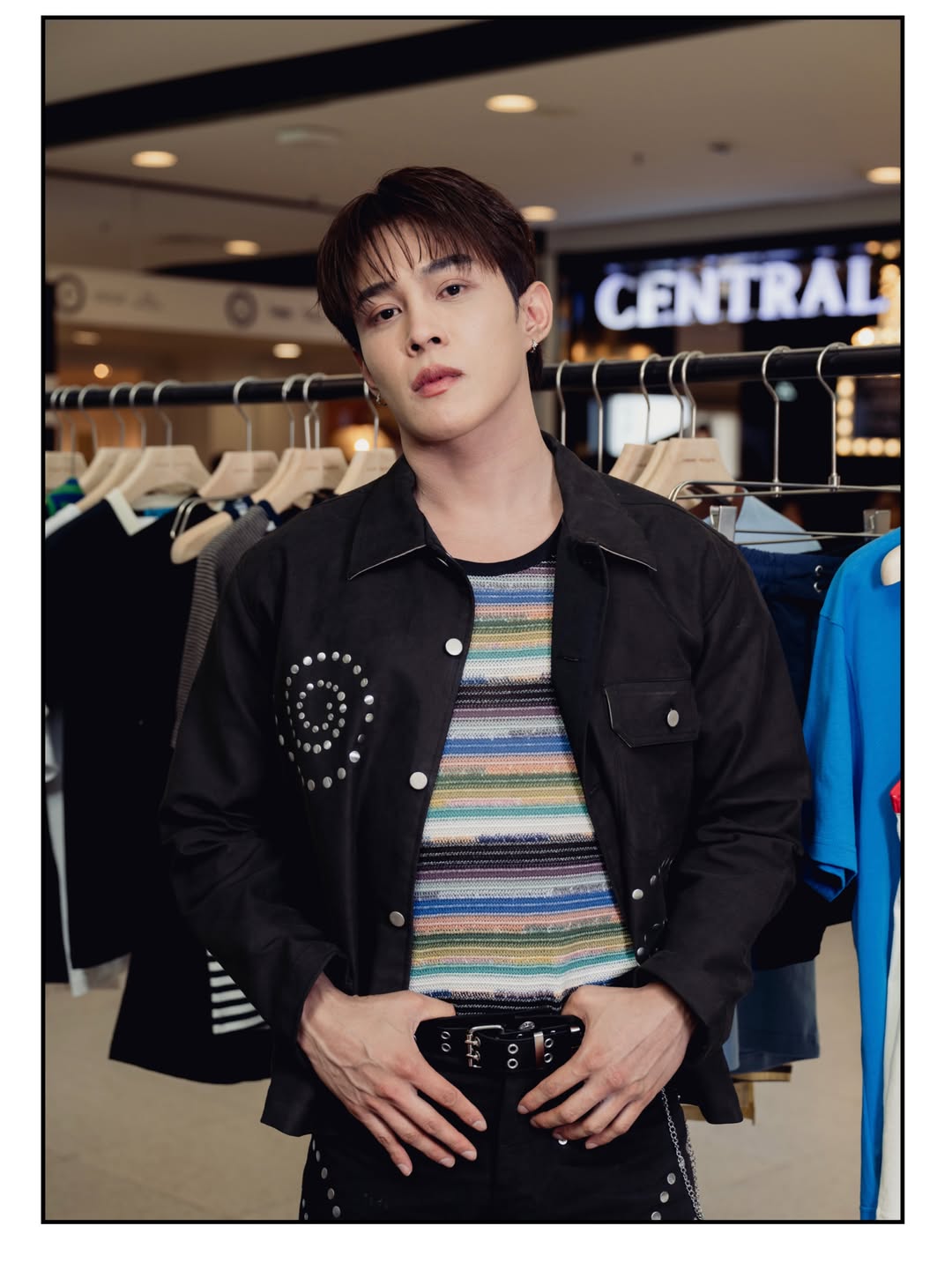 ต๊อด - ปนพงษ์ ไขแสง