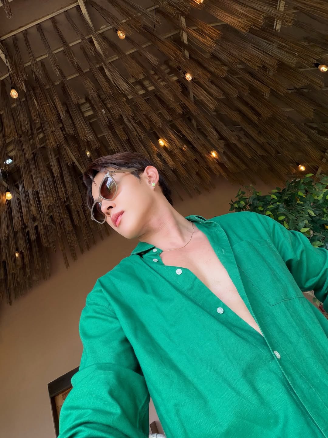 ต๊อด - ปนพงษ์ ไขแสง