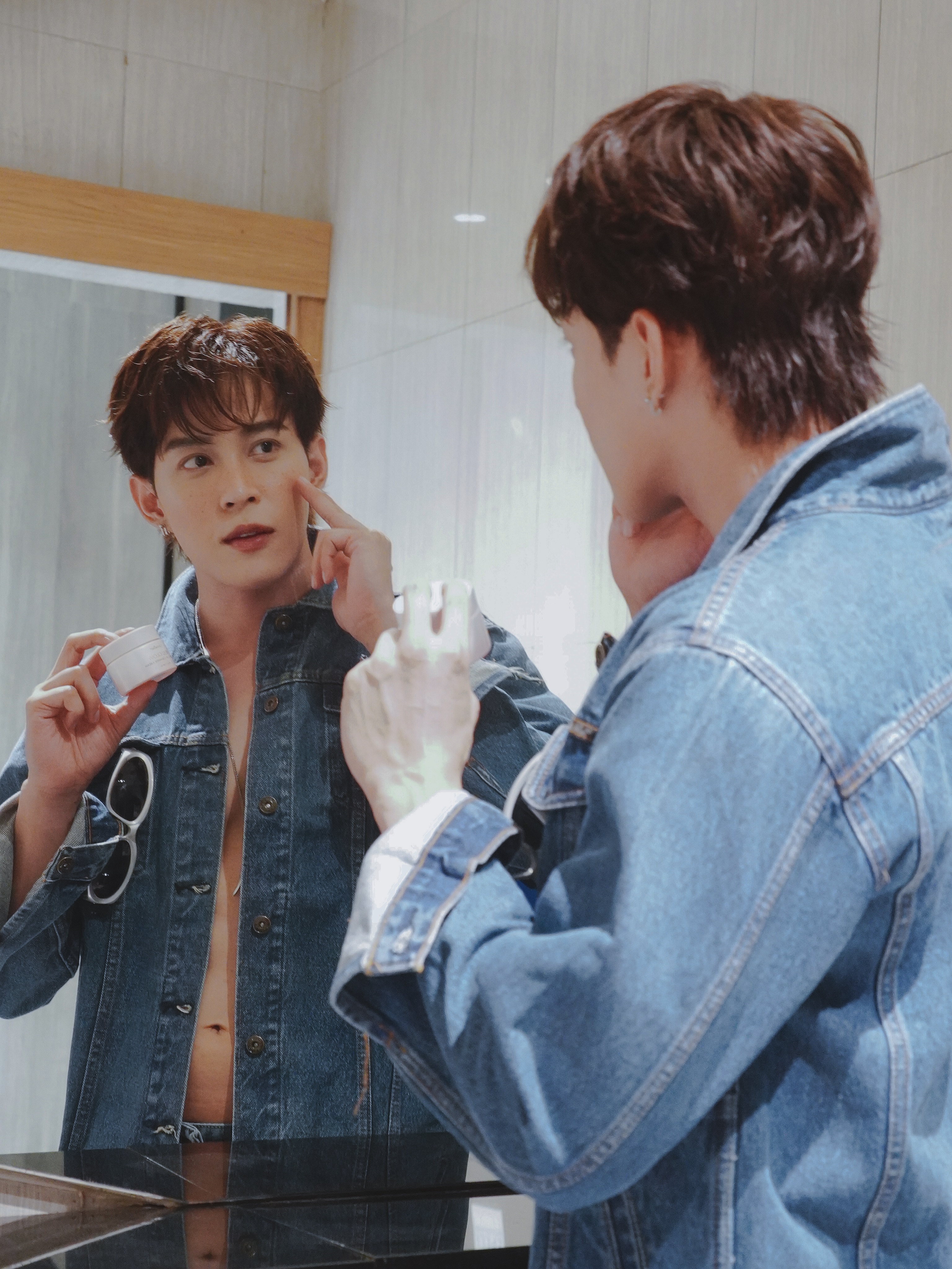 ต๊อด - ปนพงษ์ ไขแสง