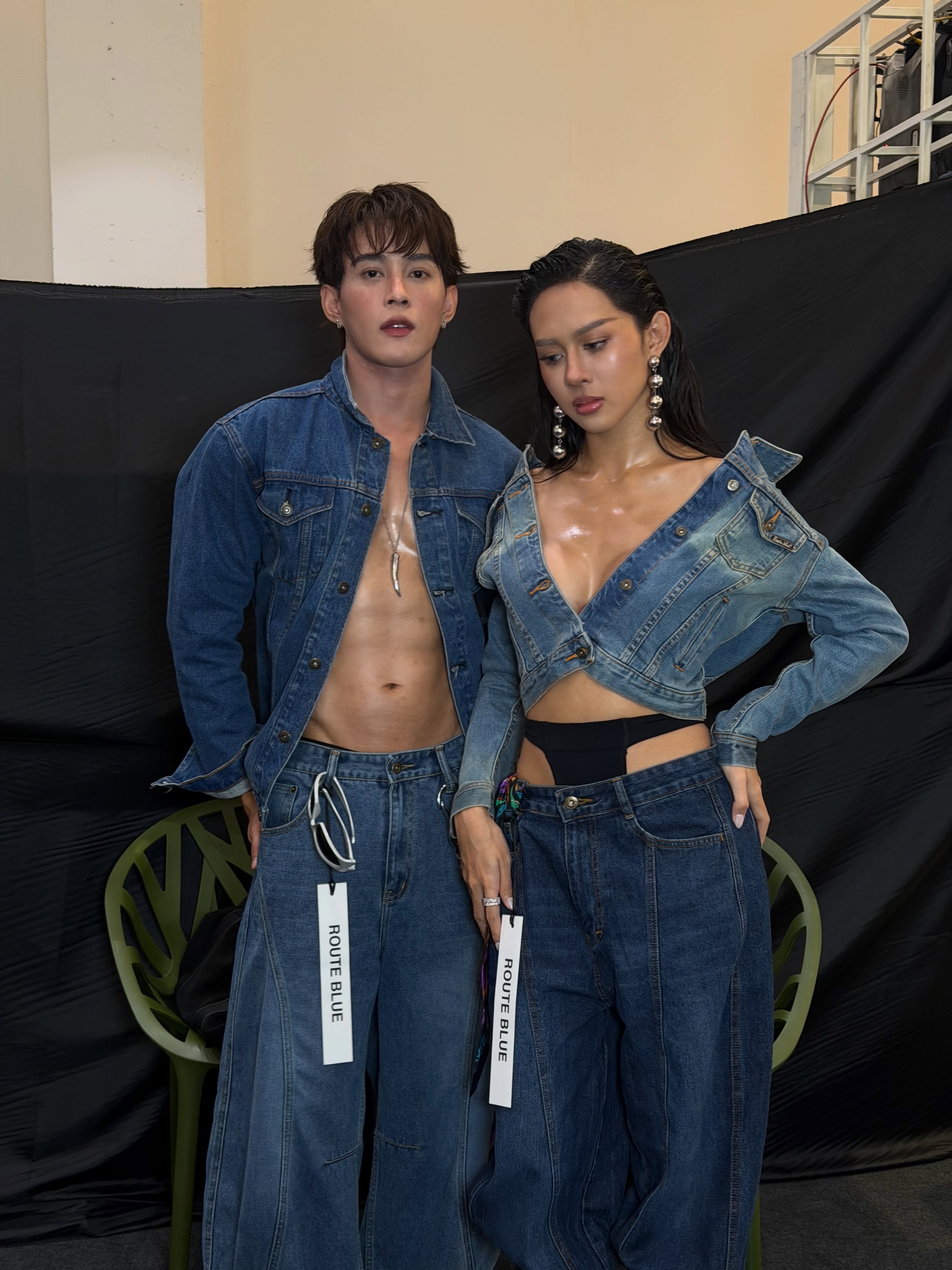ต๊อด - ปนพงษ์ ไขแสง