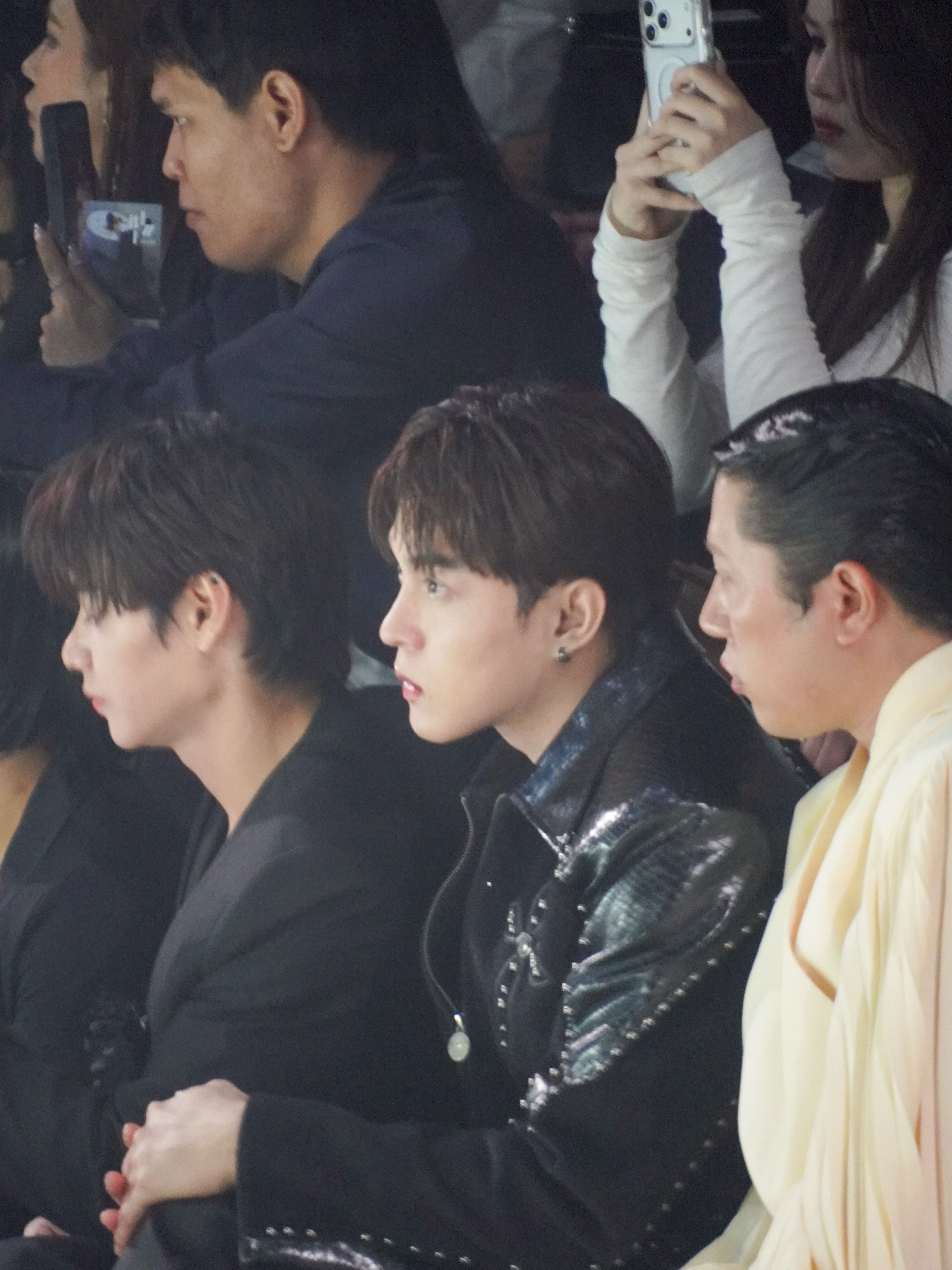 ต๊อด - ปนพงษ์ ไขแสง