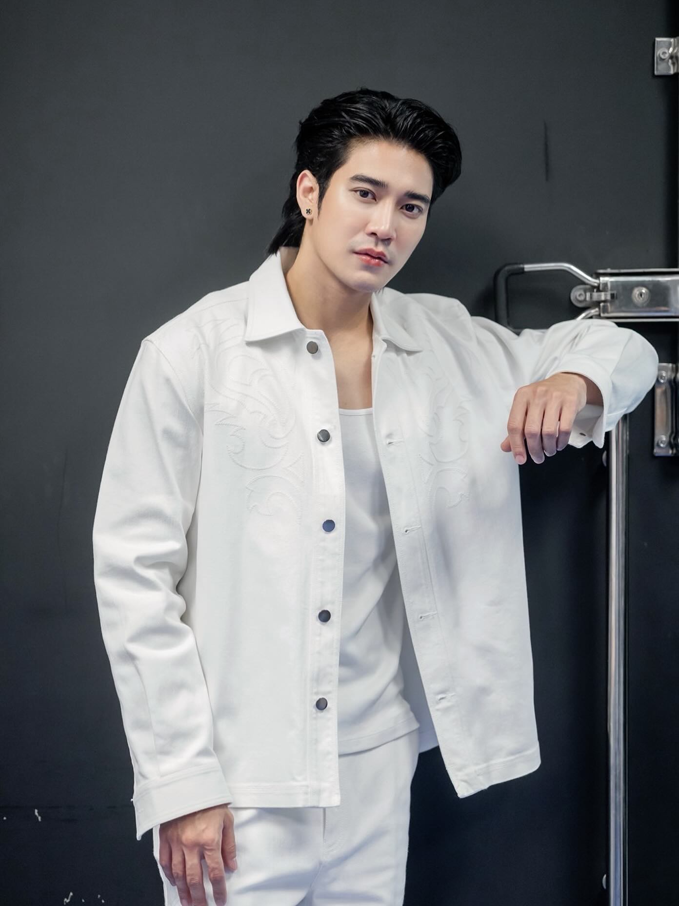 ยูโร - ยศวรรธน์ ทะวาปี
