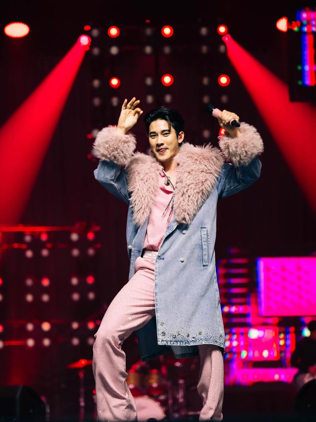 ยูโร - ยศวรรธน์ ทะวาปี