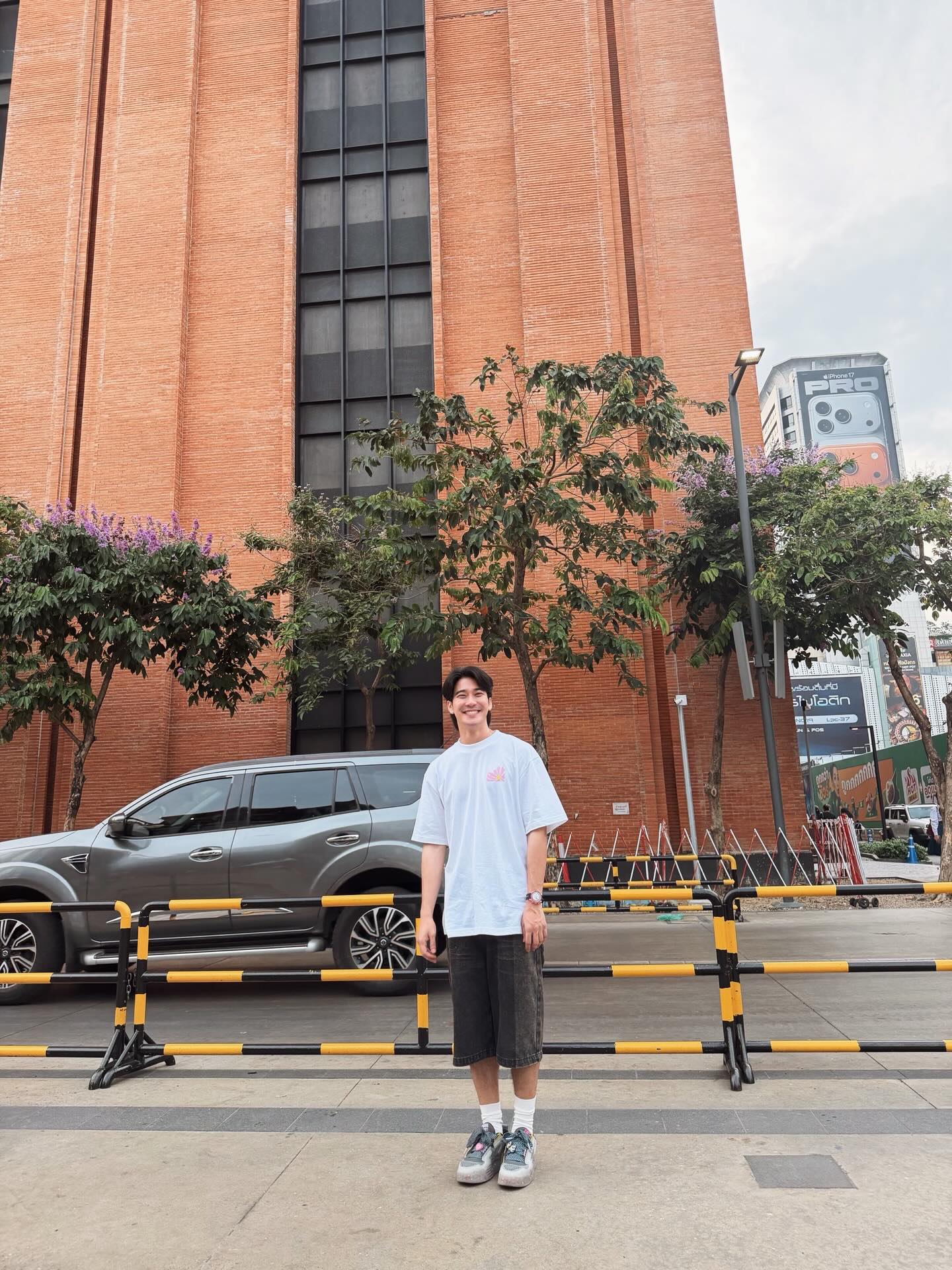 ยูโร - ยศวรรธน์ ทะวาปี