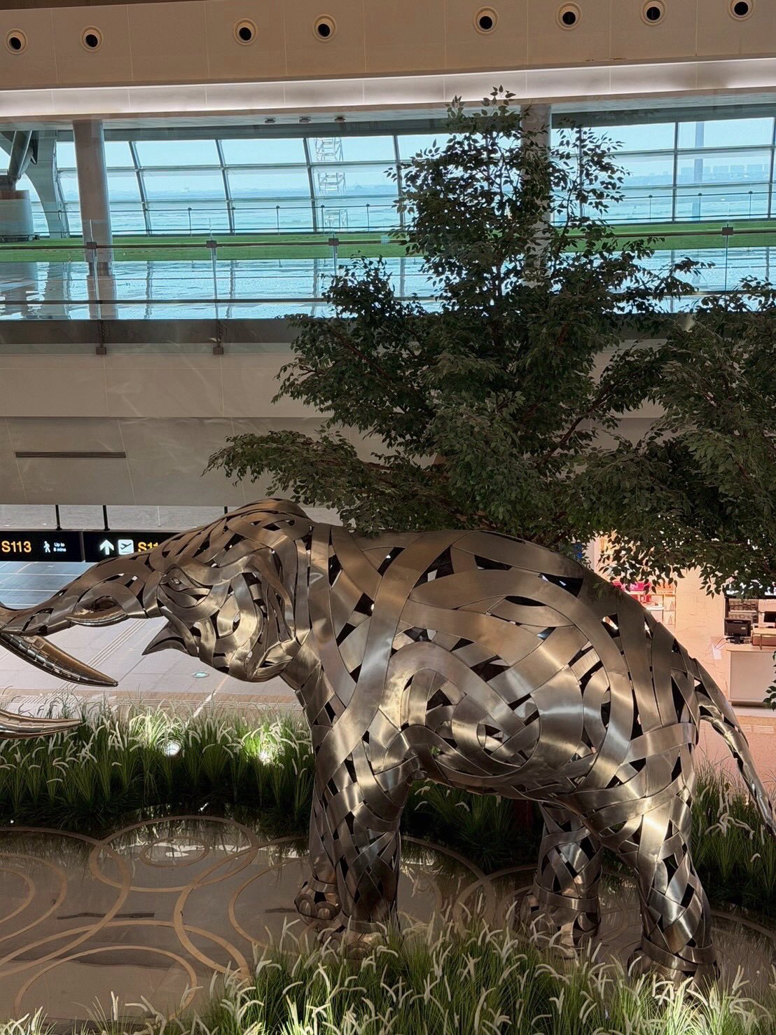 ยูโร - ยศวรรธน์ ทะวาปี