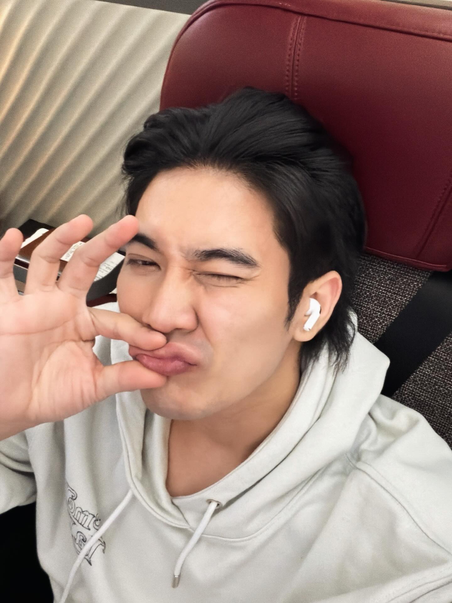 ยูโร - ยศวรรธน์ ทะวาปี