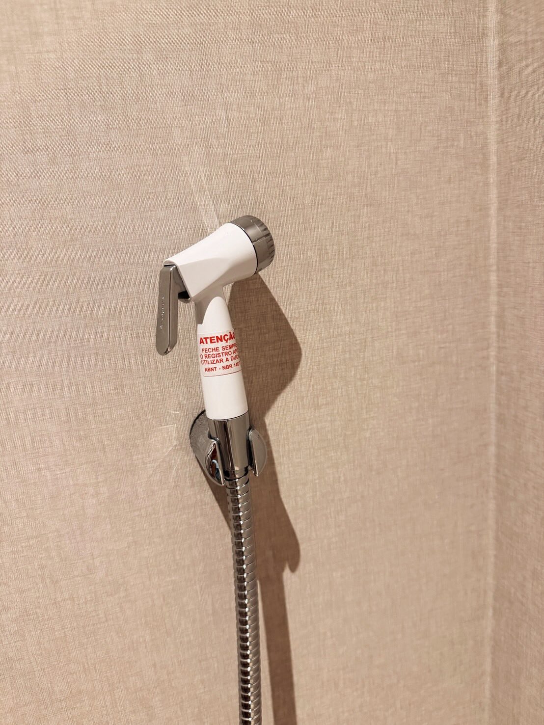 ยูโร - ยศวรรธน์ ทะวาปี