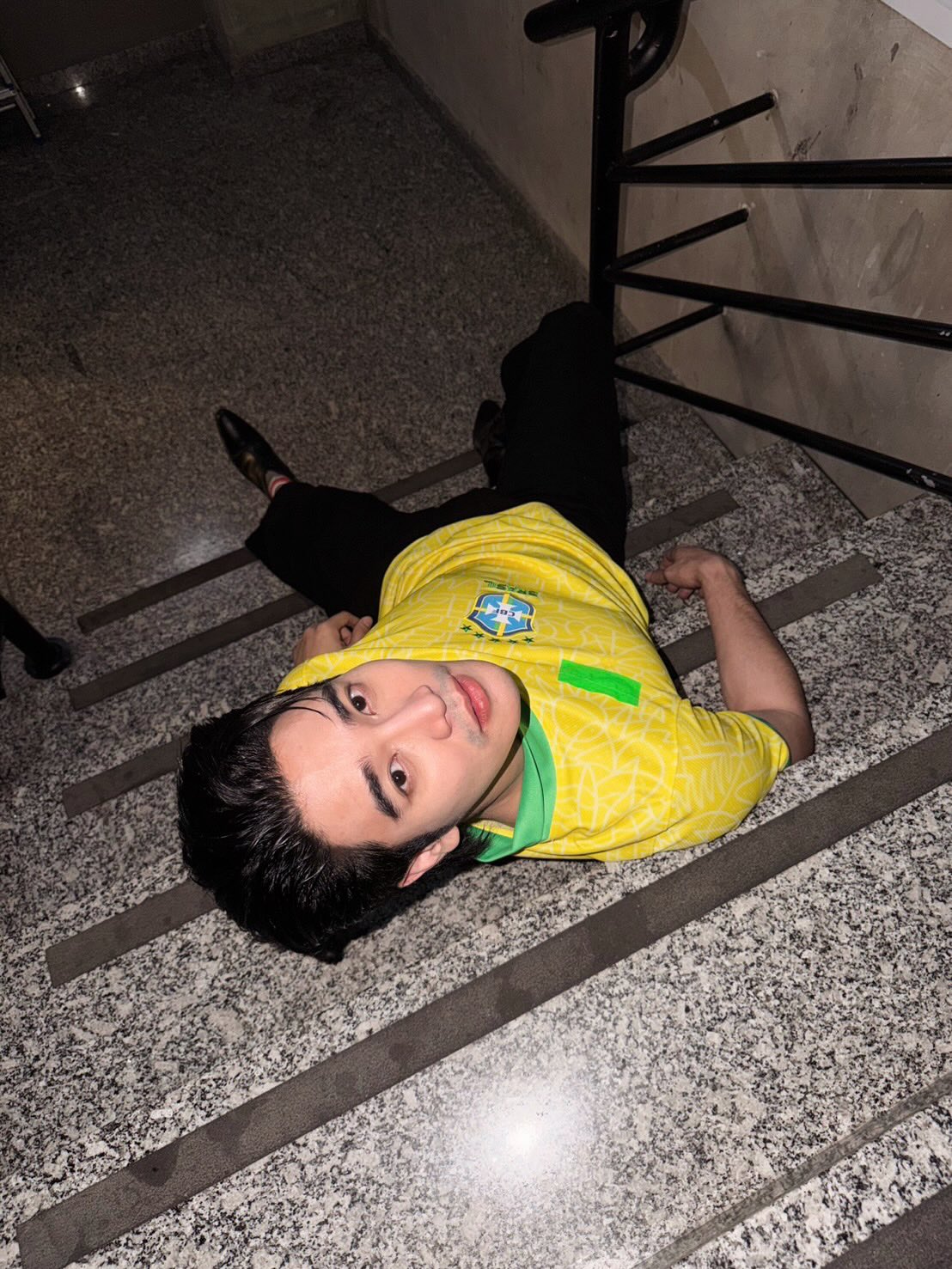 ยูโร - ยศวรรธน์ ทะวาปี