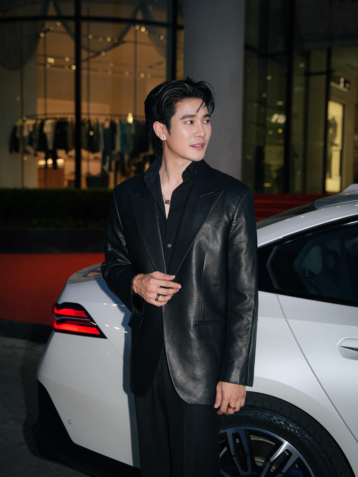 ยูโร - ยศวรรธน์ ทะวาปี