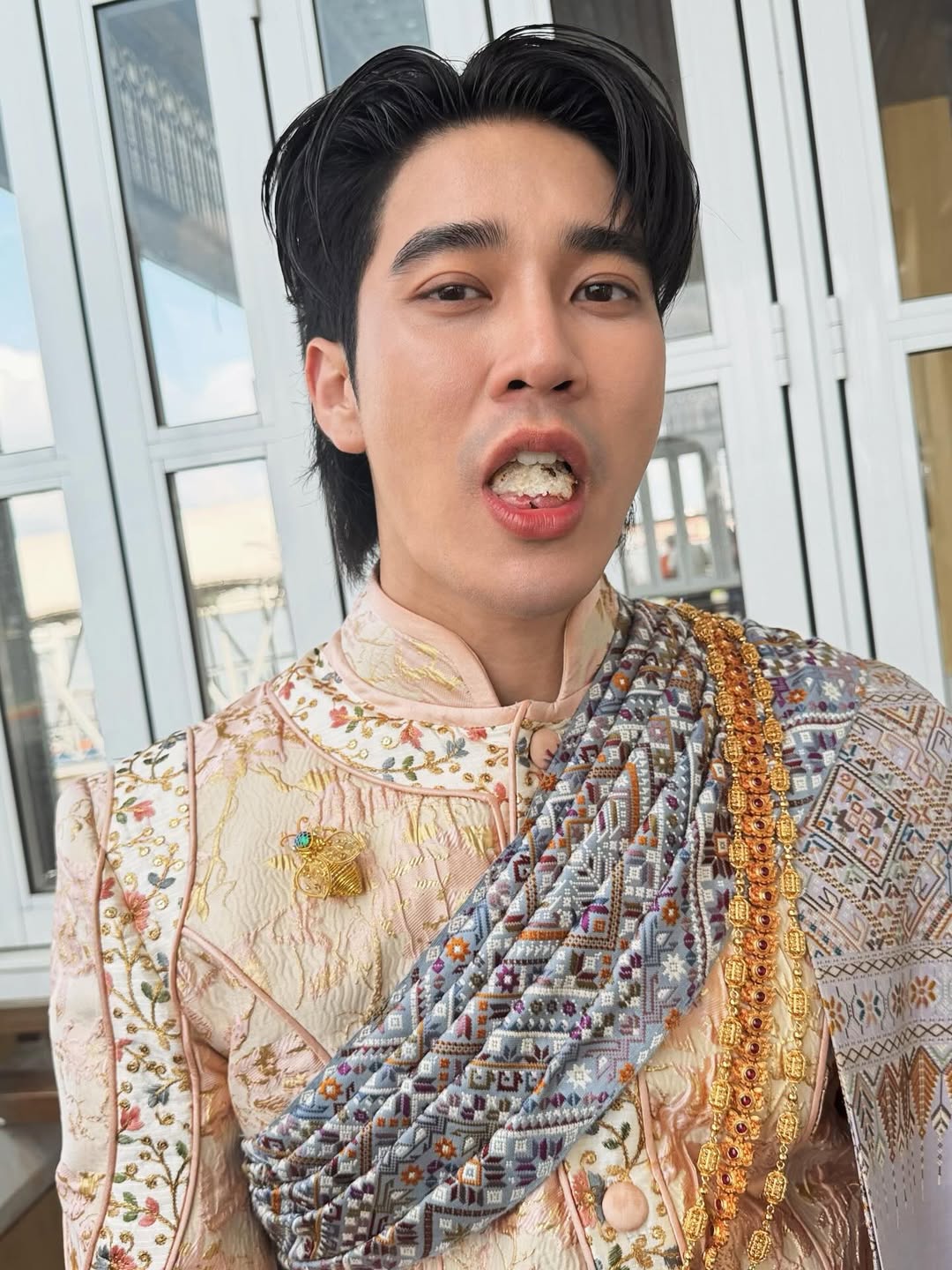 ยูโร - ยศวรรธน์ ทะวาปี