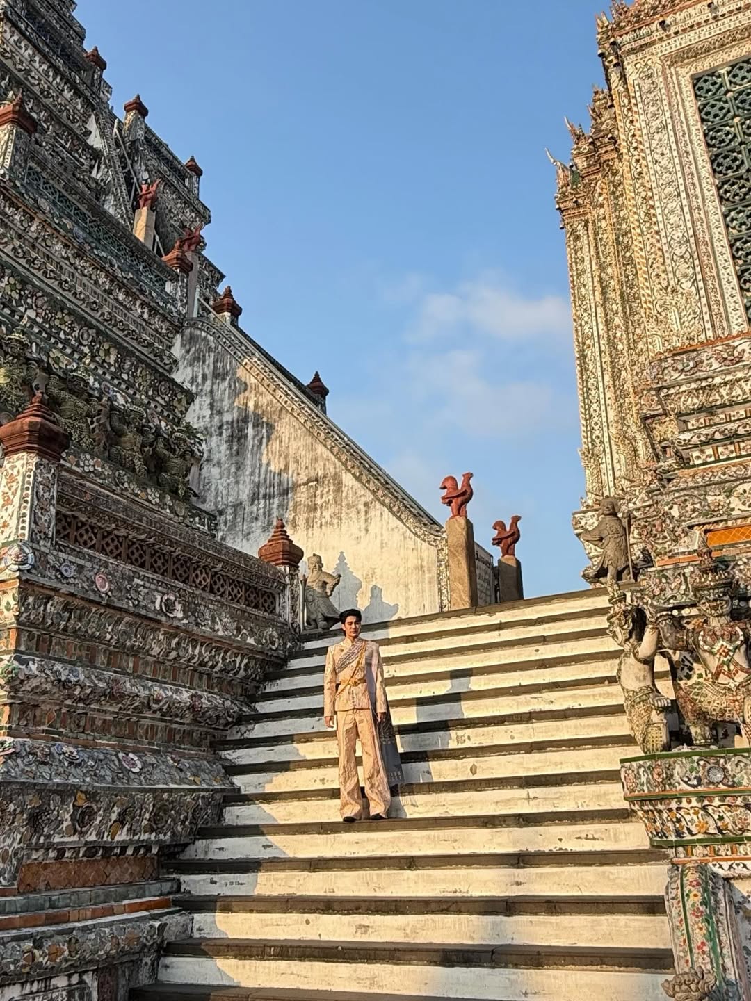 ยูโร - ยศวรรธน์ ทะวาปี