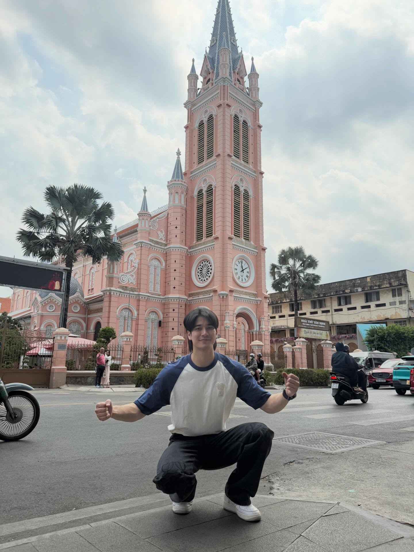 ยูโร - ยศวรรธน์ ทะวาปี