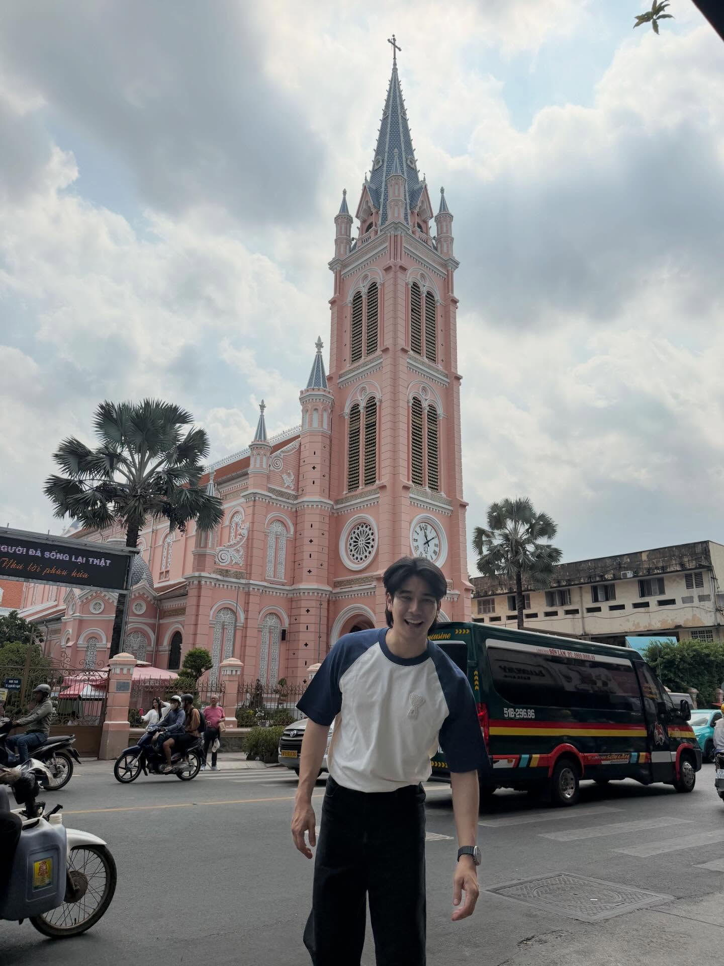 ยูโร - ยศวรรธน์ ทะวาปี