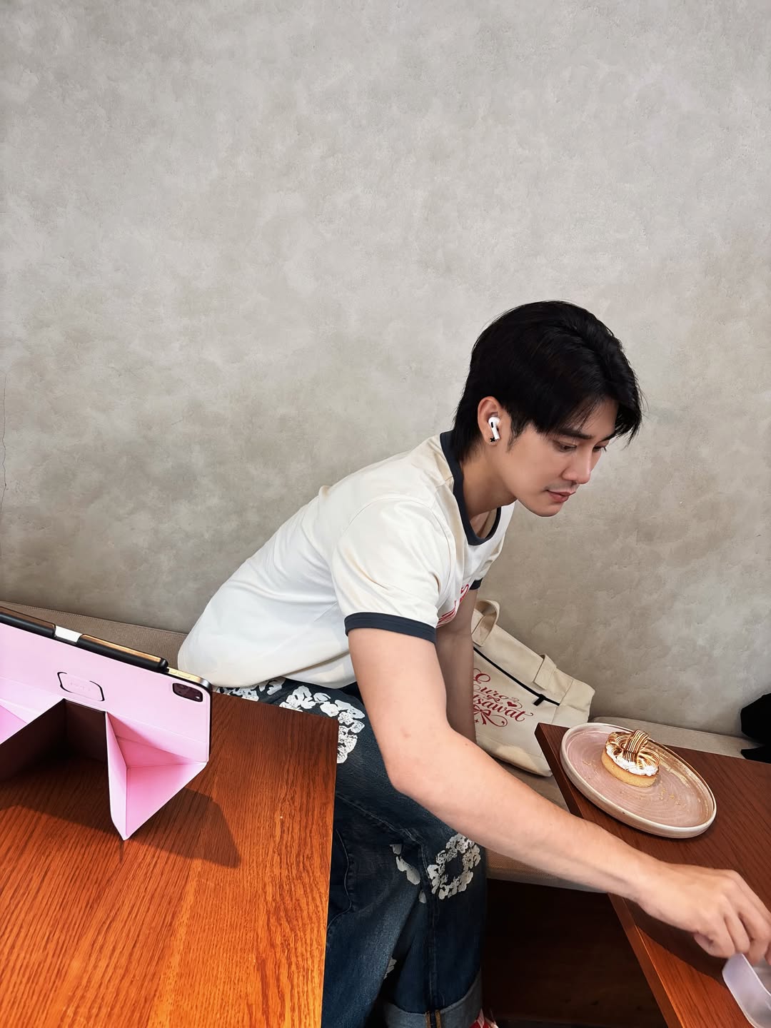 ยูโร - ยศวรรธน์ ทะวาปี