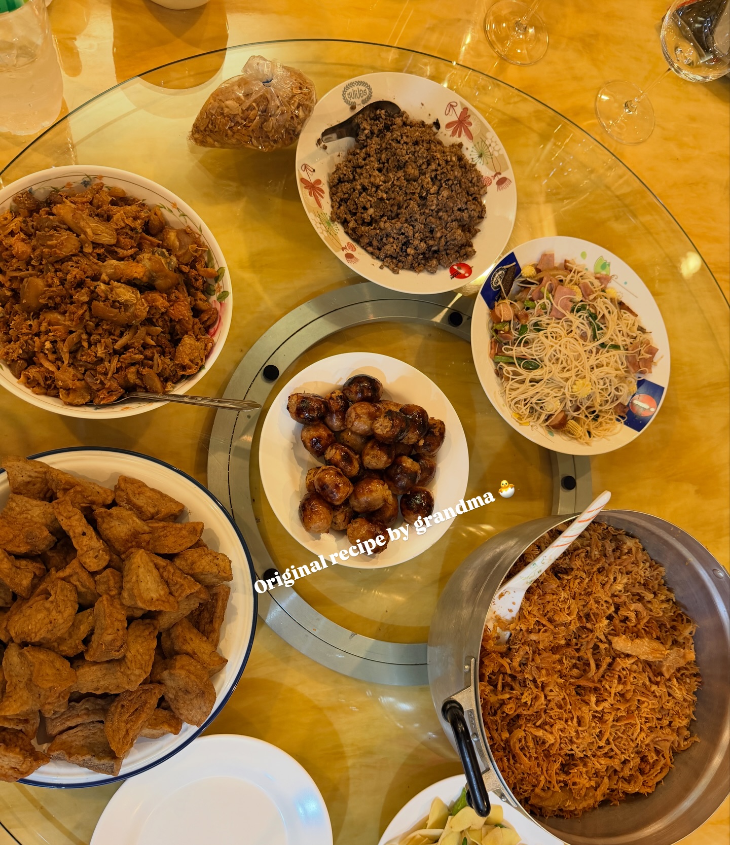 ปันปัน - สุทัตตา อุดมศิลป์