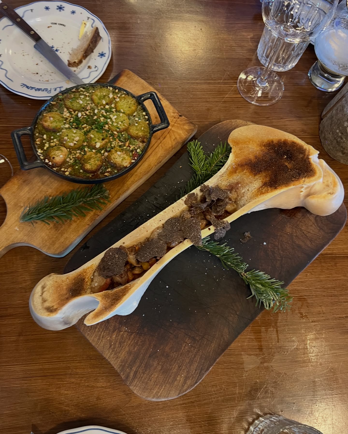 แยม - มทิรา ตันติประสุต