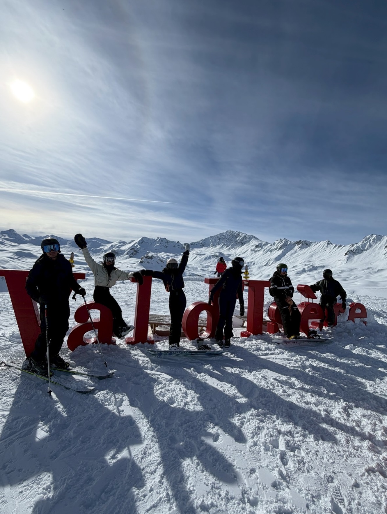 แยม - มทิรา ตันติประสุต