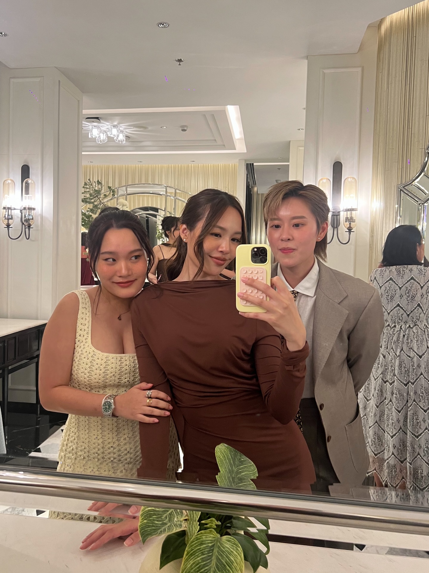 แยม - มทิรา ตันติประสุต