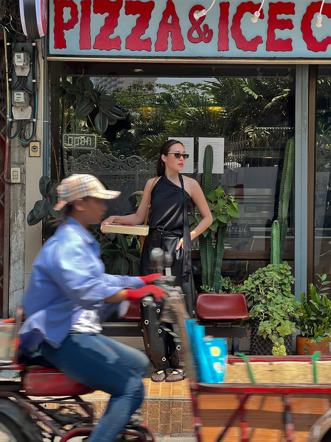 แยม - มทิรา ตันติประสุต