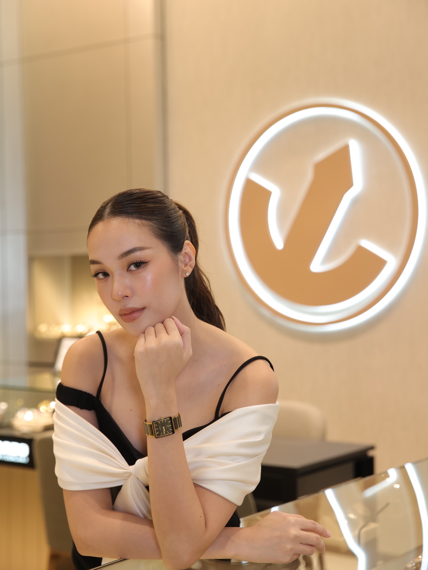 แยม - มทิรา ตันติประสุต