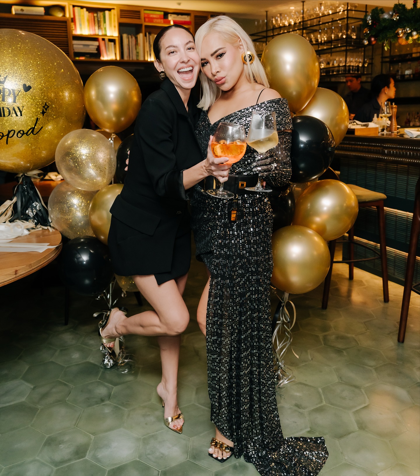 โอซา แวง