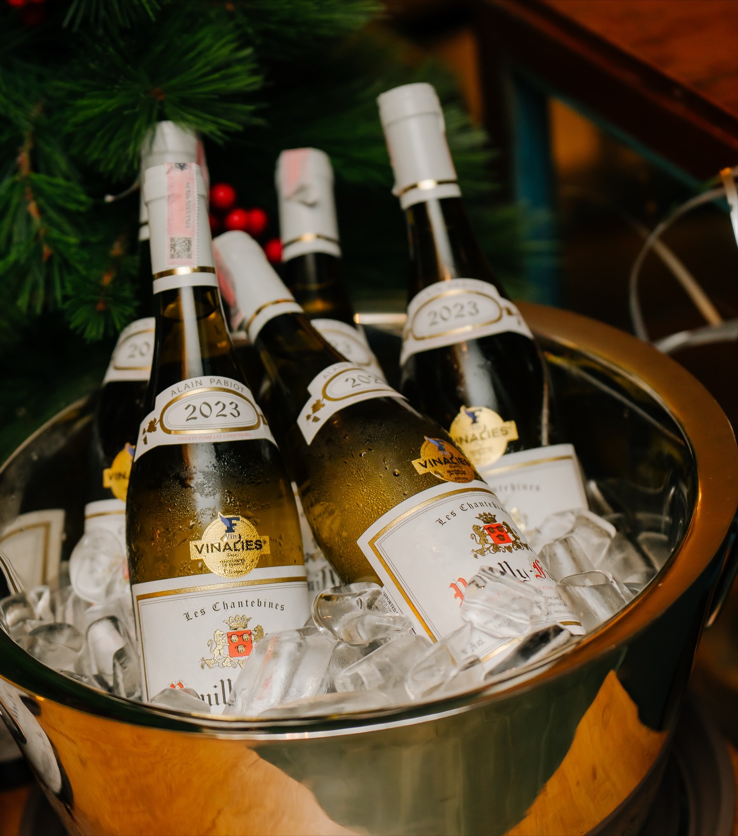 โอซา แวง