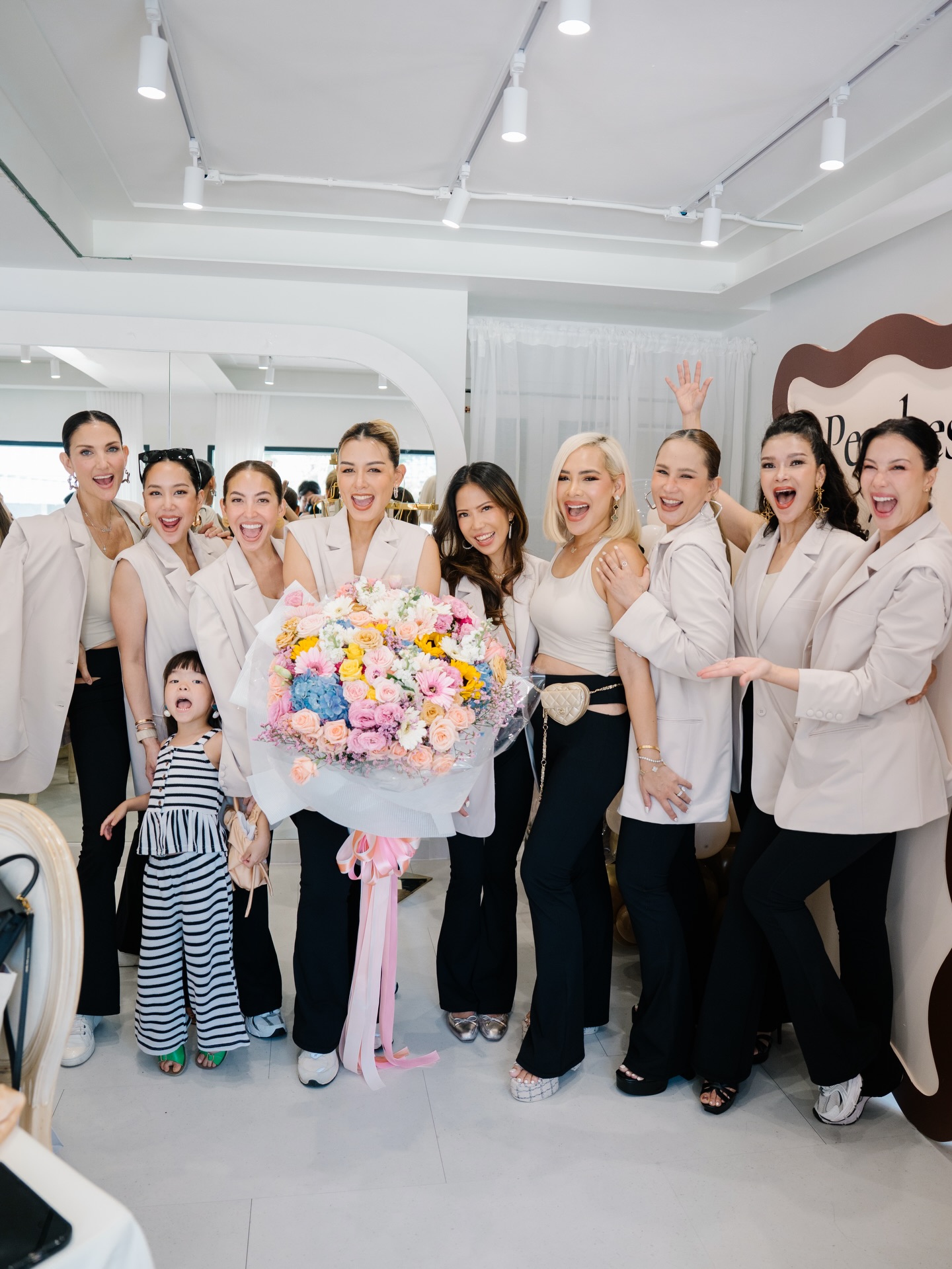 โอซา แวง