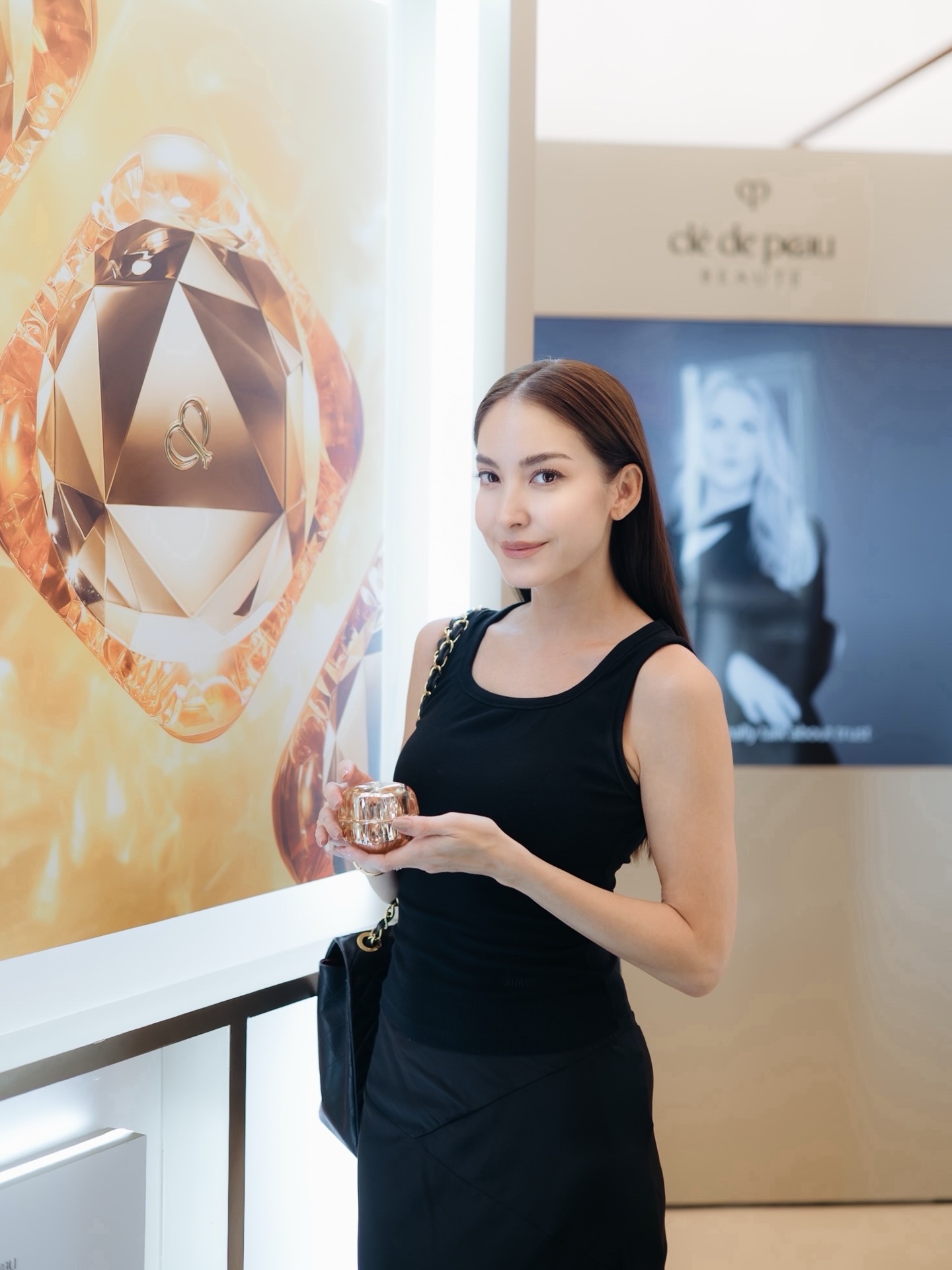 โอซา แวง