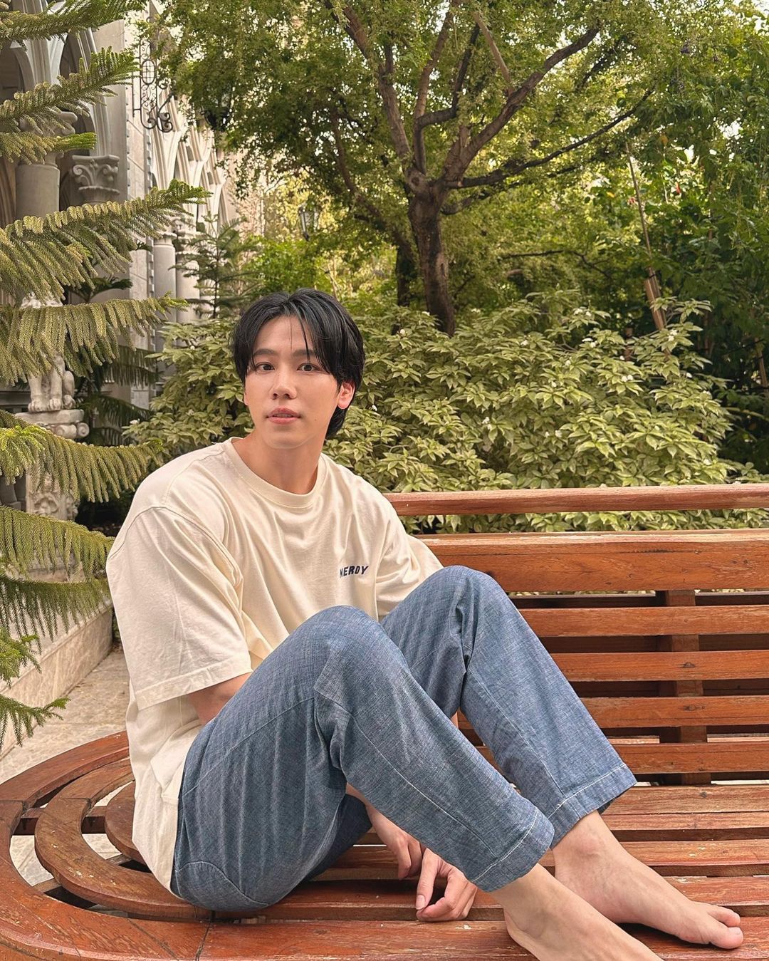 วอร์ - วนรัตน์ รัศมีรัตน์