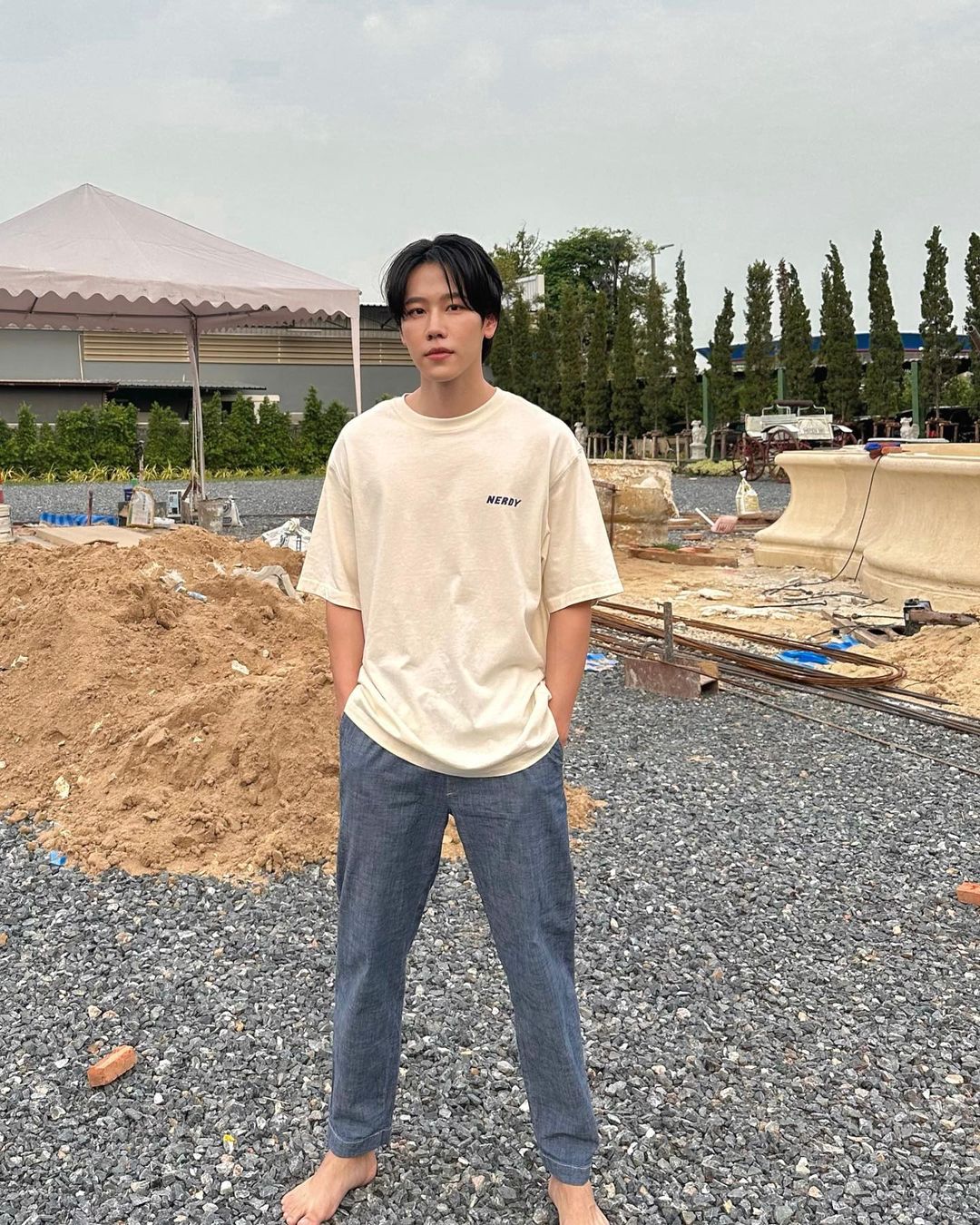 วอร์ - วนรัตน์ รัศมีรัตน์