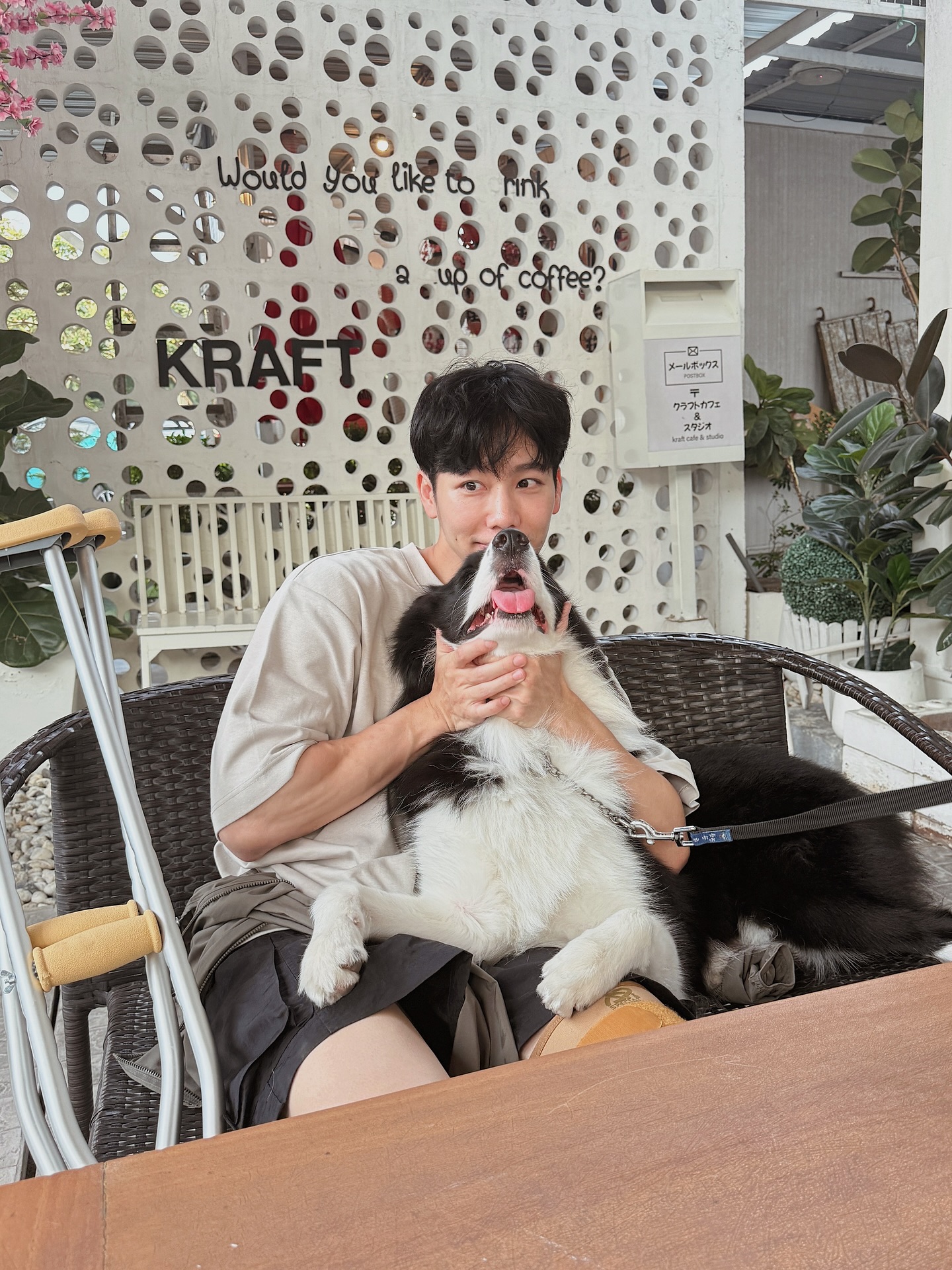 วอร์ - วนรัตน์ รัศมีรัตน์