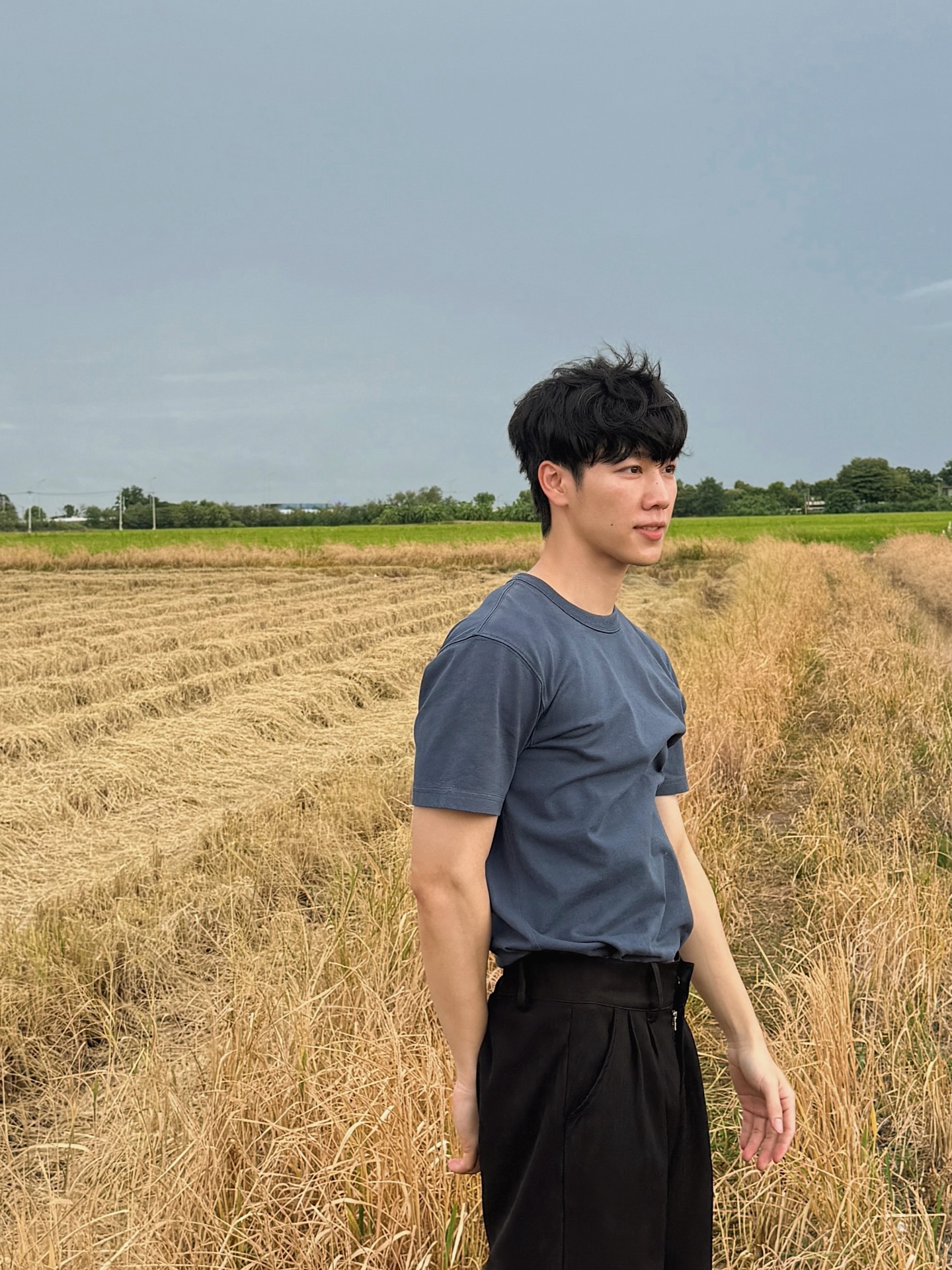 วอร์ - วนรัตน์ รัศมีรัตน์