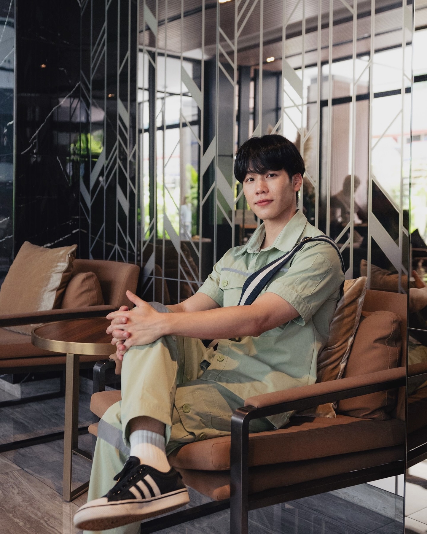 วอร์ - วนรัตน์ รัศมีรัตน์