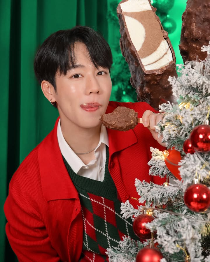 วอร์ - วนรัตน์ รัศมีรัตน์