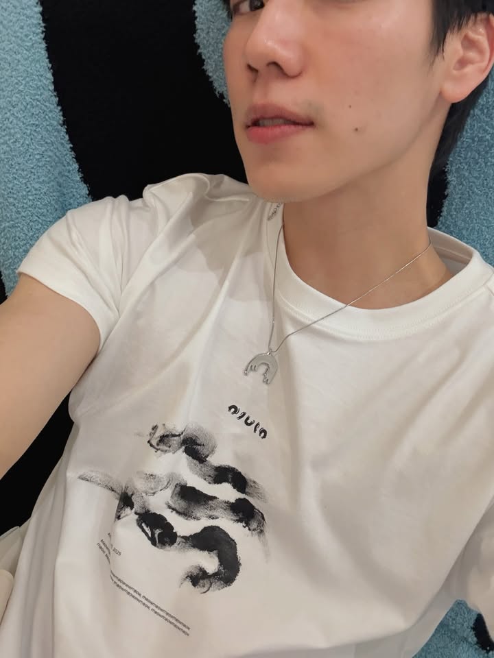 วอร์ - วนรัตน์ รัศมีรัตน์