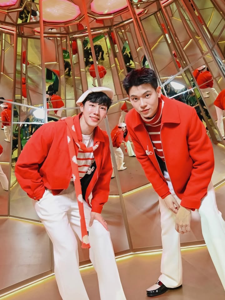 วอร์ - วนรัตน์ รัศมีรัตน์