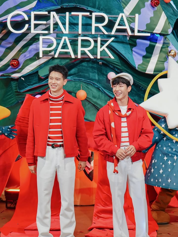 วอร์ - วนรัตน์ รัศมีรัตน์