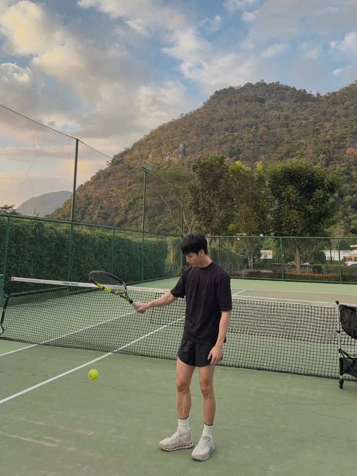 วอร์ - วนรัตน์ รัศมีรัตน์