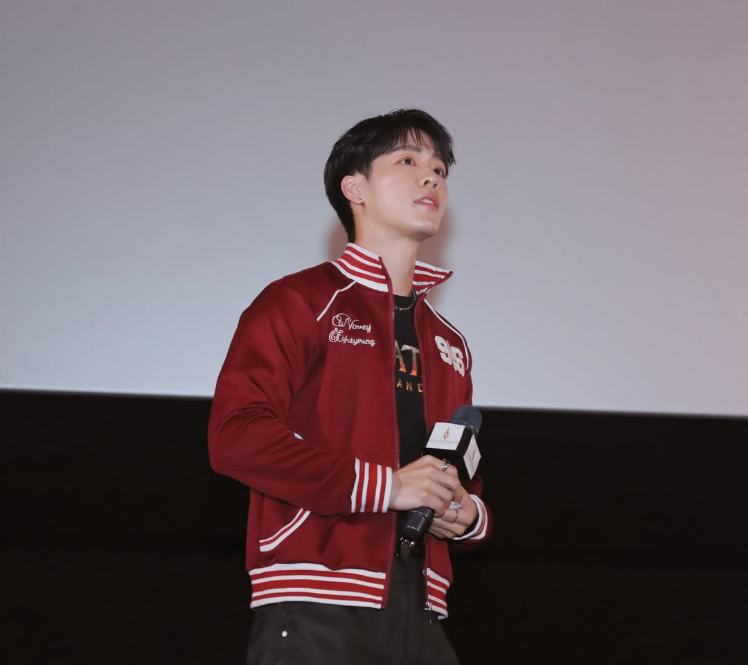 วอร์ - วนรัตน์ รัศมีรัตน์