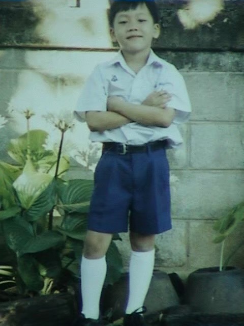 วอร์ - วนรัตน์ รัศมีรัตน์