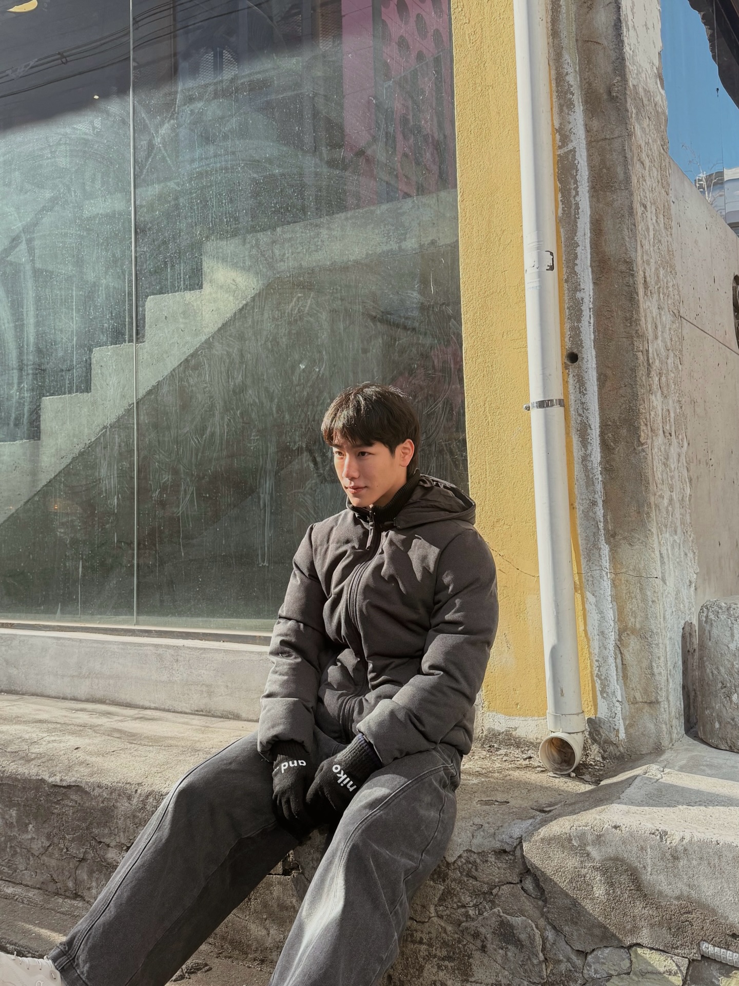 วอร์ - วนรัตน์ รัศมีรัตน์