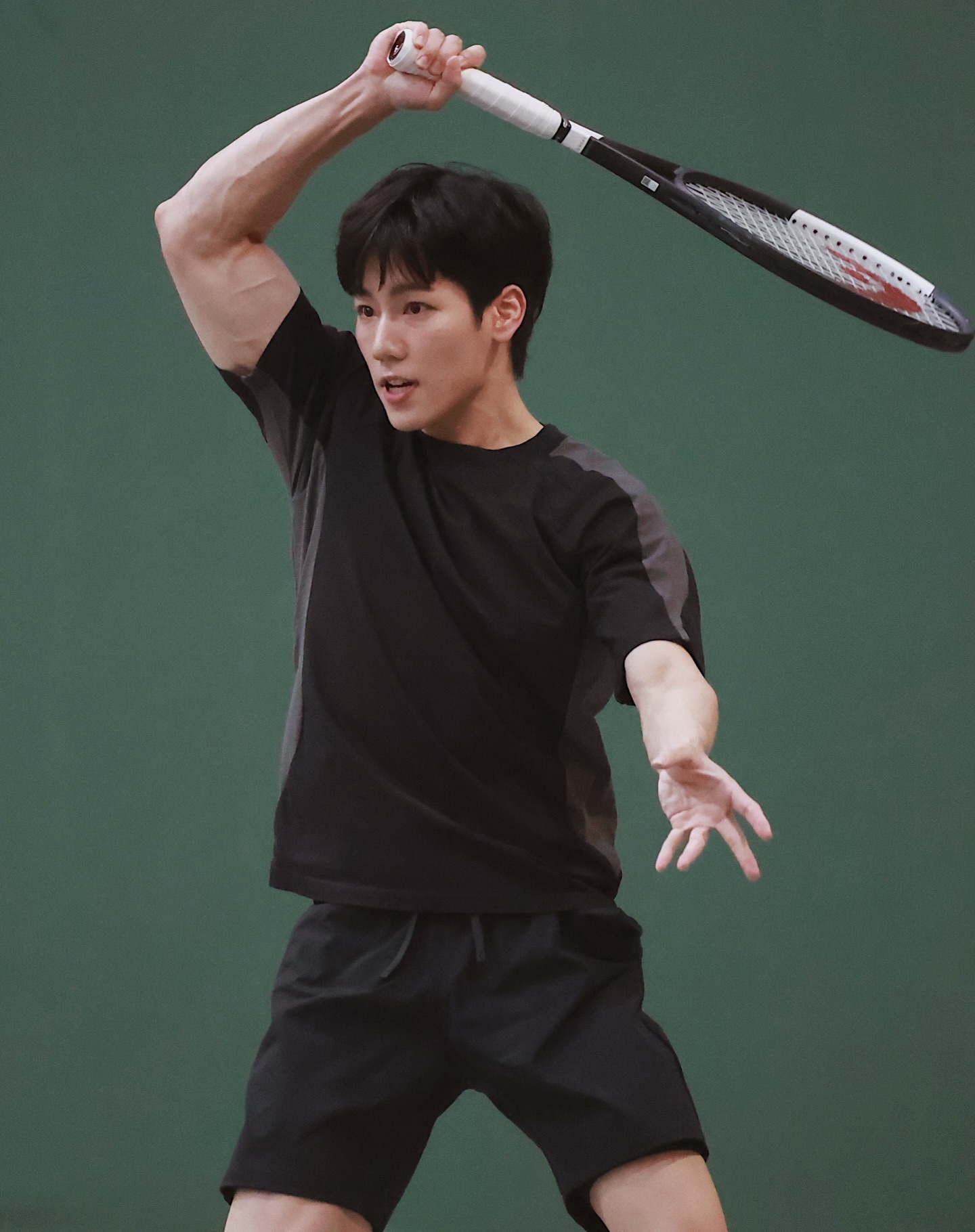 วอร์ - วนรัตน์ รัศมีรัตน์