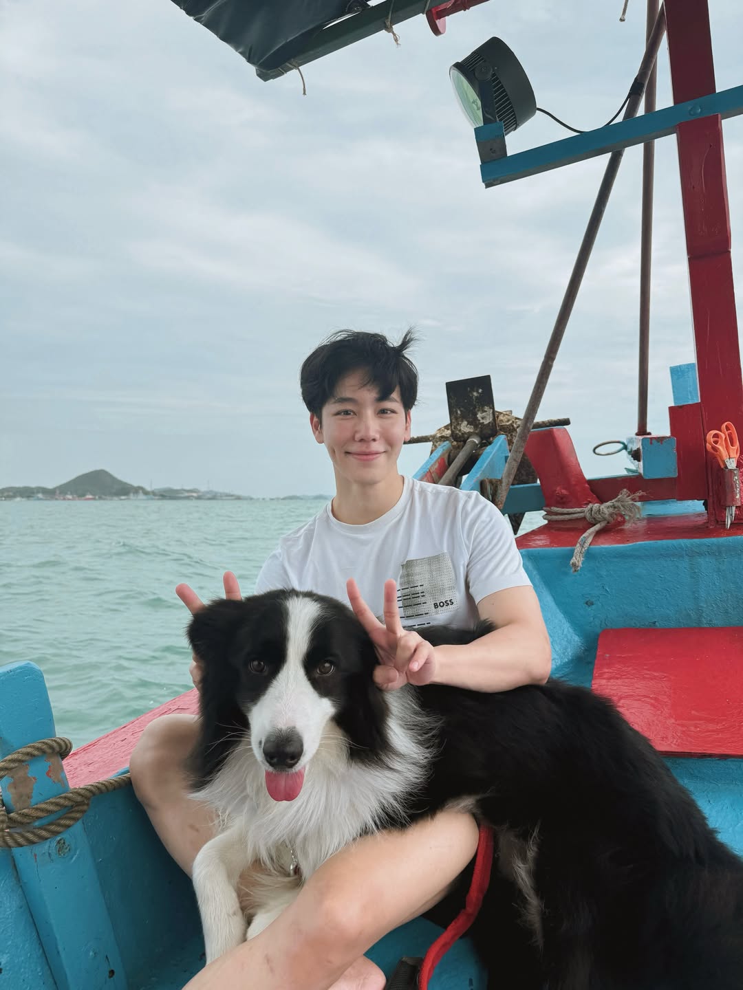 วอร์ - วนรัตน์ รัศมีรัตน์