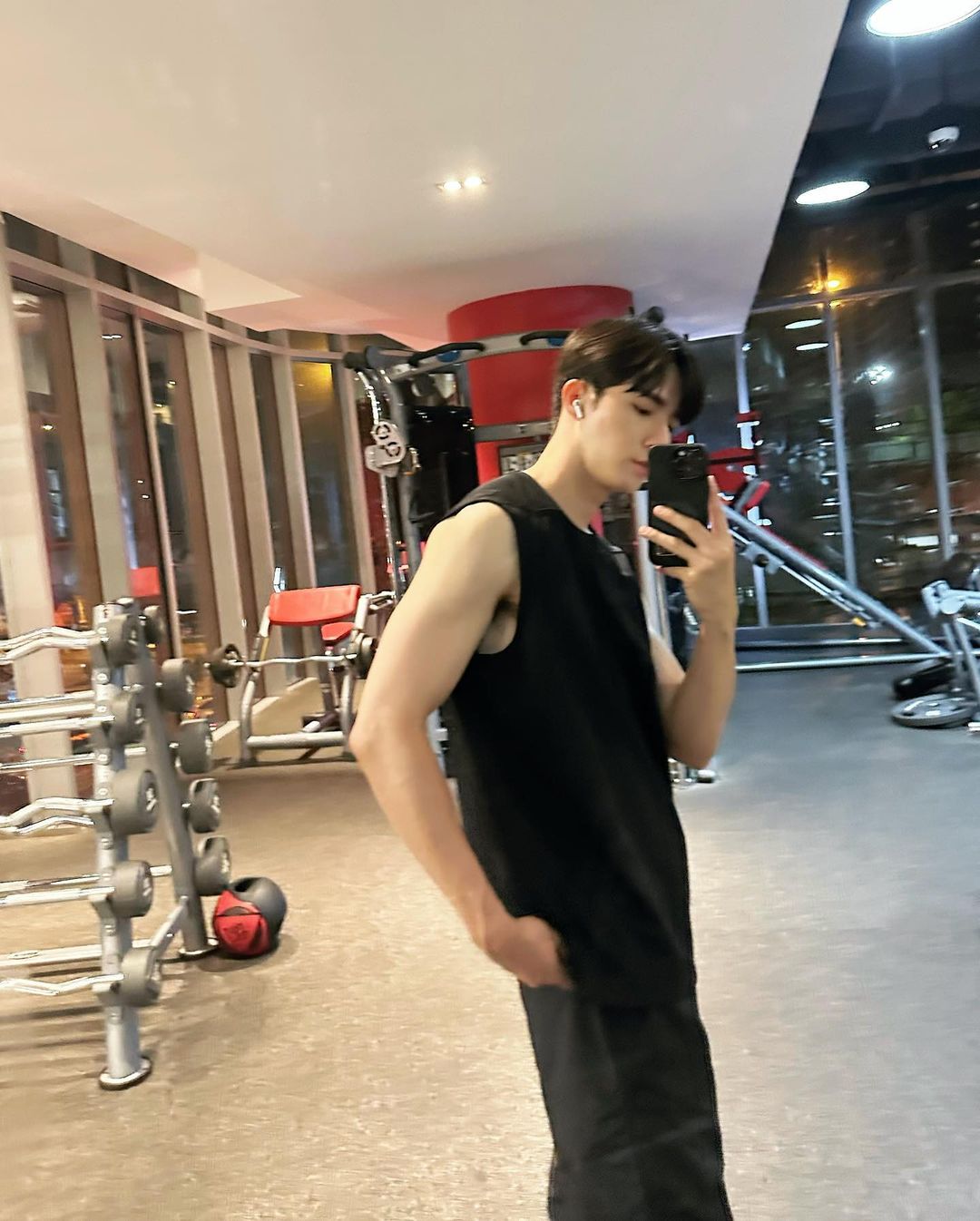 ซี - พฤกษ์ พานิช