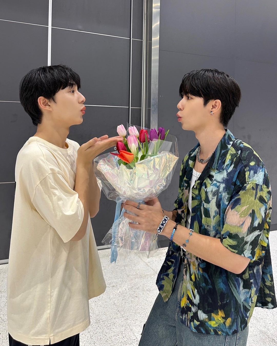 ซี - พฤกษ์ พานิช